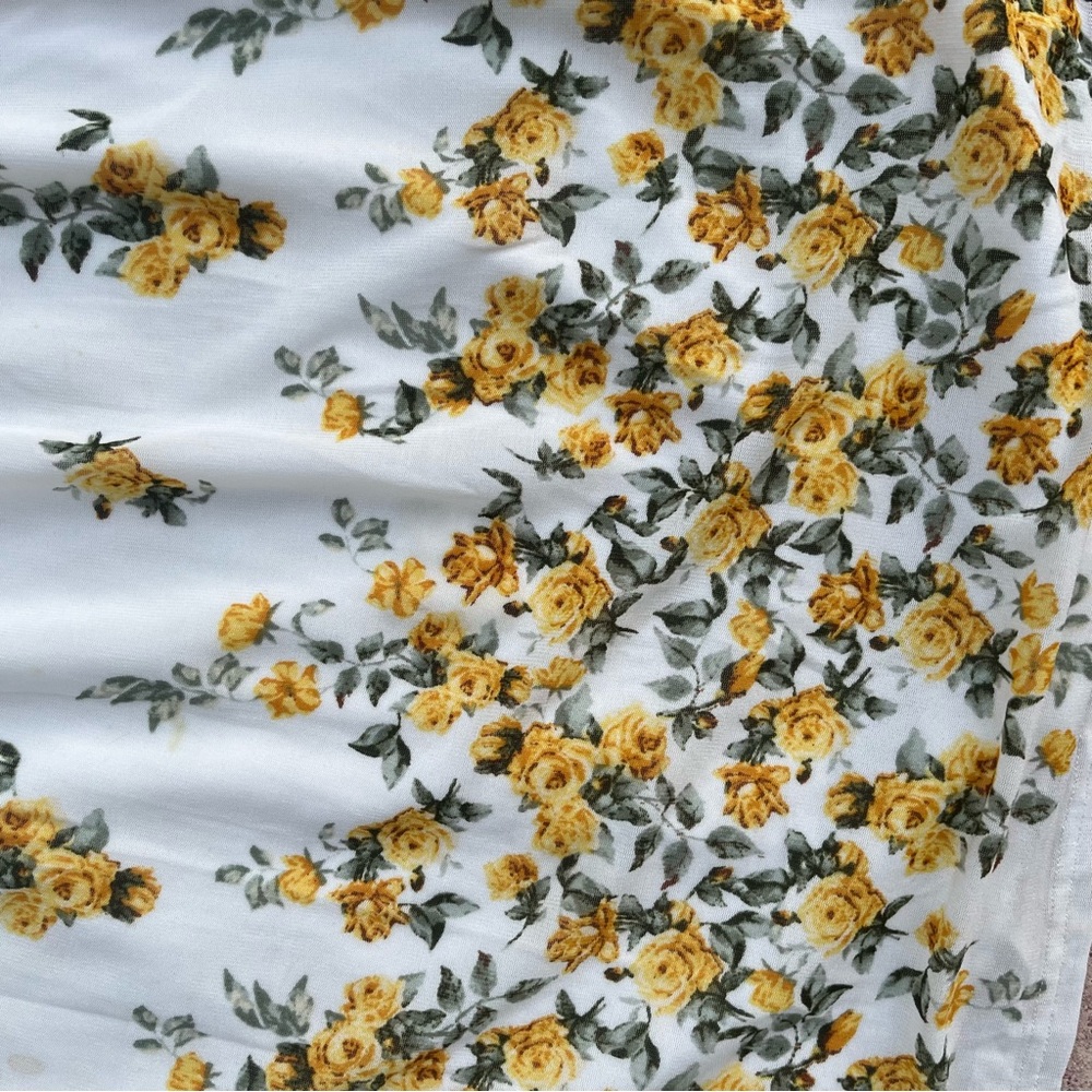 Siren Lily Floral Dress with Yellow Accents - Picture 2 of 8